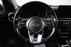 Седан Kia Cerato 2021 года, 1919000 рублей, Сургут