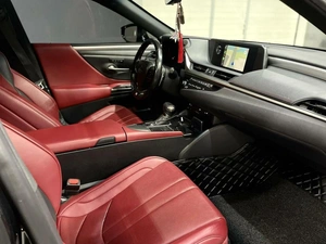 Седан Lexus ES 2020 года, 3597000 рублей, Красноярск
