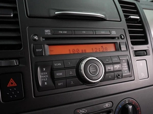 Хетчбэк Nissan Tiida 2012 года, 964000 рублей, Воронеж