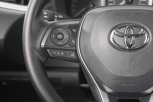 Седан Toyota Corolla 2022 года, 2329000 рублей, Кемерово