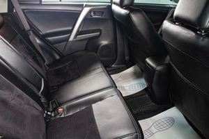 Внедорожник Toyota RAV4 2018 года, 2779000 рублей, Сургут