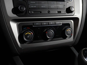 Седан Volkswagen Jetta 2017 года, 1199999 рублей, Тверь