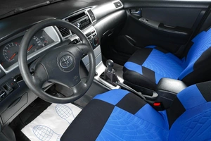 Седан Toyota Corolla 2003 года, 529000 рублей, Тюмень