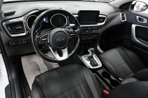 Хетчбэк Kia Ceed 2018 года, 1699000 рублей, Омск