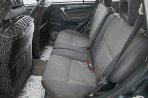 Внедорожник Toyota RAV4 2004 года, 849000 рублей, Барнаул