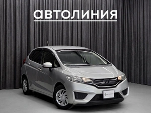 Хетчбэк Honda Fit 2016 года, 879000 рублей, Красноярск