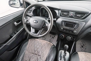 Седан Kia Rio 2013 года, 799000 рублей, Красноярск