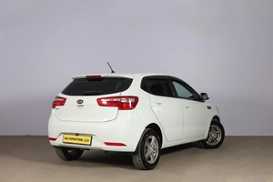Хетчбэк Kia Rio 2014 года, 739000 рублей, Новосибирск