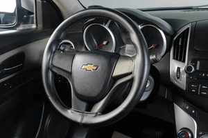 Седан Chevrolet Cruze 2013 года, 629000 рублей, Тюмень