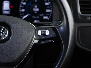 Универсал Volkswagen Golf 2019 года, 2491046 рублей, Москва
