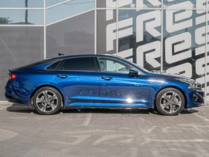 Седан Kia K5 2020 года, 2950000 рублей, Краснодар