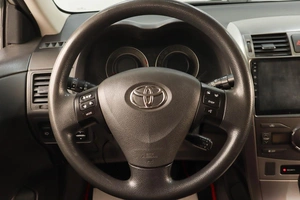 Седан Toyota Corolla 2007 года, 799000 рублей, Челябинск