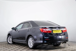 Седан Toyota Camry 2013 года, 1819000 рублей, Пермь