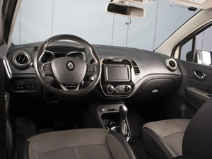Внедорожник Renault Kaptur 2019 года, 1570000 рублей, Омск