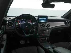 Седан Mercedes-benz CLA-класс 2015 года, 2149077 рублей, Москва