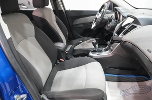 Седан Chevrolet Cruze 2011 года, 649000 рублей, Новокузнецк