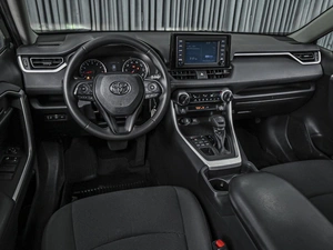 Внедорожник Toyota RAV4 2019 года, 2799000 рублей, Ставрополь