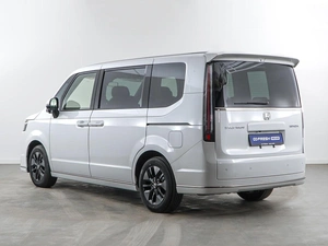 Минивэн Honda Stepwgn 2024 года, 3976900 рублей, Москва