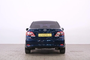 Седан Toyota Corolla 2012 года, 1129000 рублей, Омск
