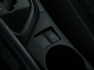 Хетчбэк Toyota Auris 2014 года, 1499050 рублей, Москва