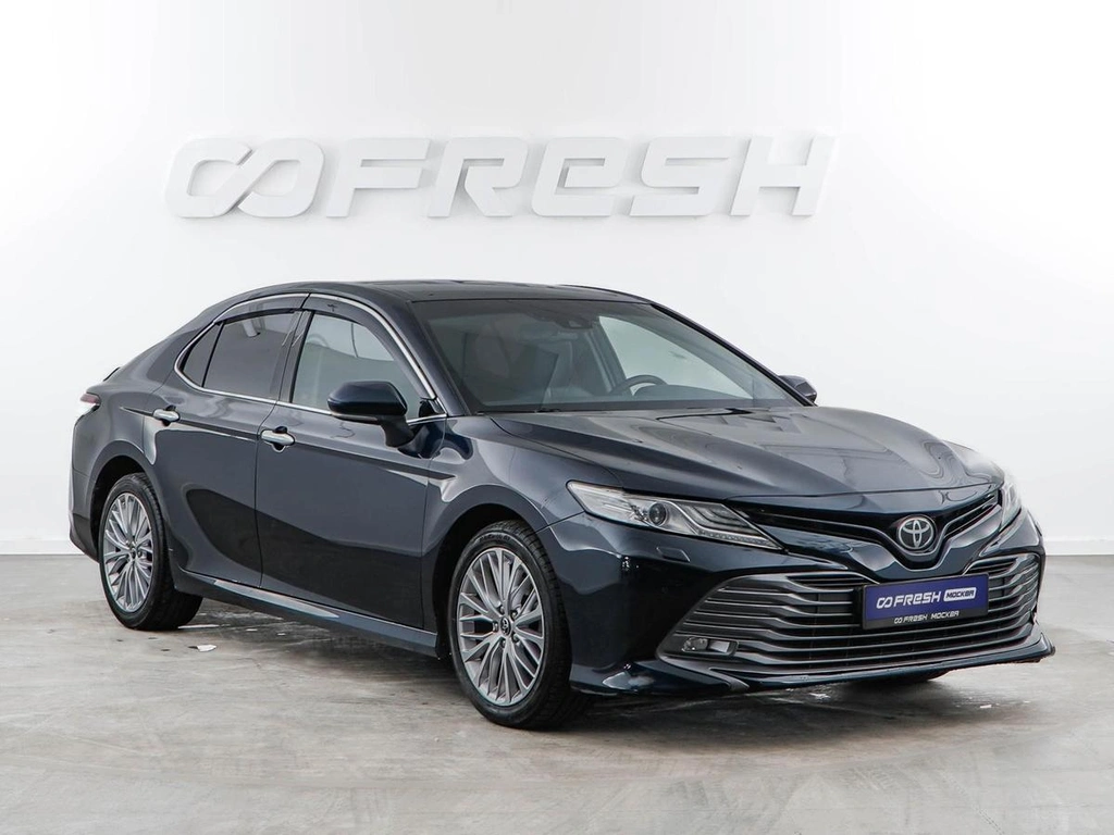Седан Toyota Camry 2019 года, 2797050 рублей, Москва
