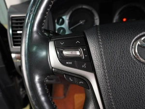 Внедорожник Toyota Land Cruiser 2018 года, 6100000 рублей, Воронеж