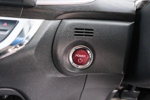 Хетчбэк Honda Jade 2017 года, 1499000 рублей, Красноярск