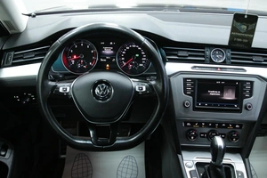 Универсал Volkswagen Passat 2016 года, 1648000 рублей, Солонцы