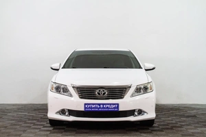 Седан Toyota Camry 2013 года, 1699000 рублей, Сургут