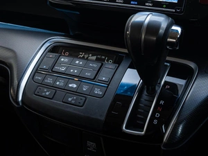 Минивэн Honda Stepwgn 2020 года, 2625000 рублей, Краснодар