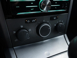 Хетчбэк Opel Astra 2004 года, 345000 рублей, Краснодар