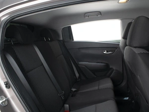 Хетчбэк Kia Rio X-Line 2018 года, 1250000 рублей, Омск