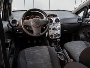 Хетчбэк Opel Corsa 2011 года, 490000 рублей, Краснодар
