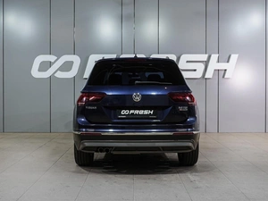 Внедорожник Volkswagen Tiguan 2017 года, 2449000 рублей, Воронеж