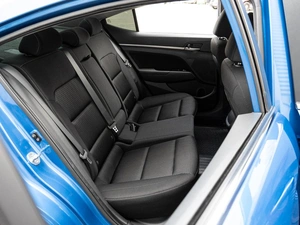 Седан Hyundai Elantra 2017 года, 1560000 рублей, Краснодар