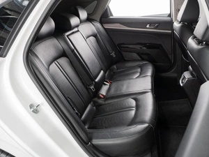 Седан Kia K5 2021 года, 2400000 рублей, Тюмень
