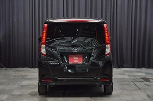 Минивэн Toyota Roomy 2021 года, 999000 рублей, Красноярск