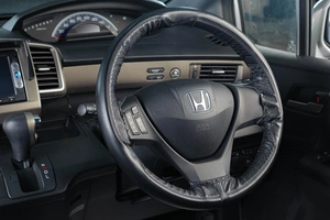 Минивэн Honda Freed 2014 года, 1479000 рублей, Тюмень