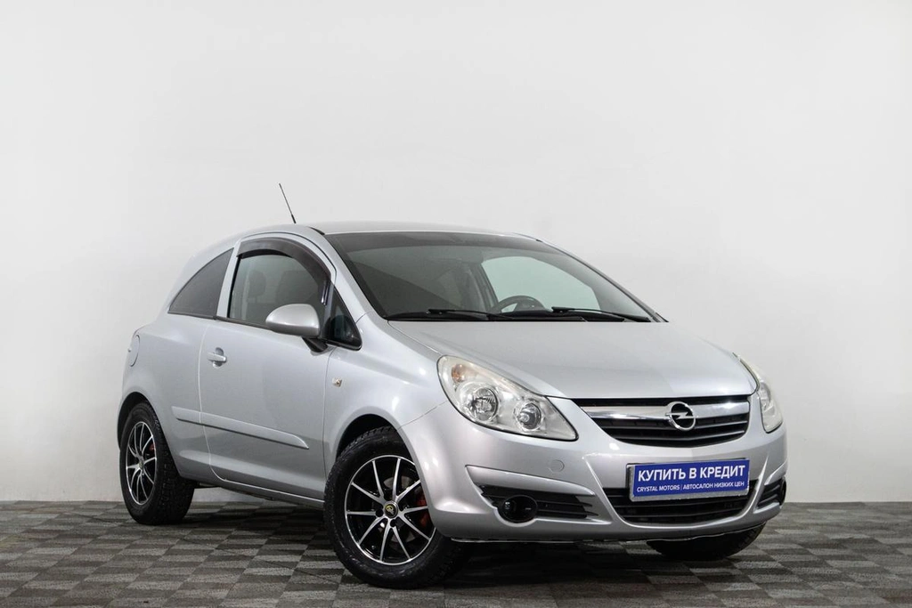 Хетчбэк Opel Corsa 2007 года, 399000 рублей, Сургут