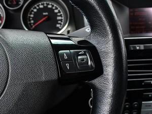 Хетчбэк Opel Astra 2008 года, 698000 рублей, Краснодар