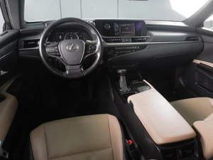 Седан Lexus ES 2019 года, 3745000 рублей, Минеральные Воды