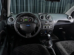 Хетчбэк Ford Fiesta 2007 года, 359000 рублей, Тюмень