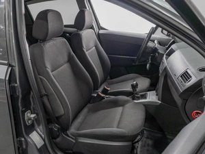 Седан Opel Astra 2009 года, 599000 рублей, Тюмень