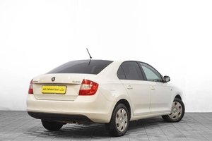 Лифтбек Skoda Rapid 2015 года, 799000 рублей, Барнаул