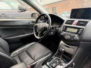 Седан Honda Accord 2007 года, 890000 рублей, Красноярск