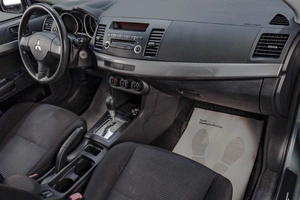 Седан Mitsubishi Lancer 2011 года, 779000 рублей, Челябинск