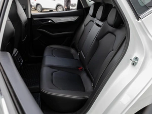 Лифтбек JAC J7 2023 года, 1440000 рублей, Краснодар