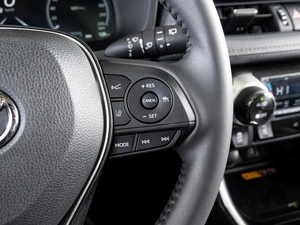 Внедорожник Toyota RAV4 2025 года, 4140000 рублей, Краснодар