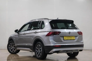 Внедорожник Volkswagen Tiguan 2019 года, 2669000 рублей, Новокузнецк