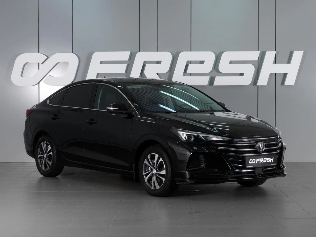 Седан Changan Eado Plus 2023 года, 1699000 рублей, Красный Пахарь